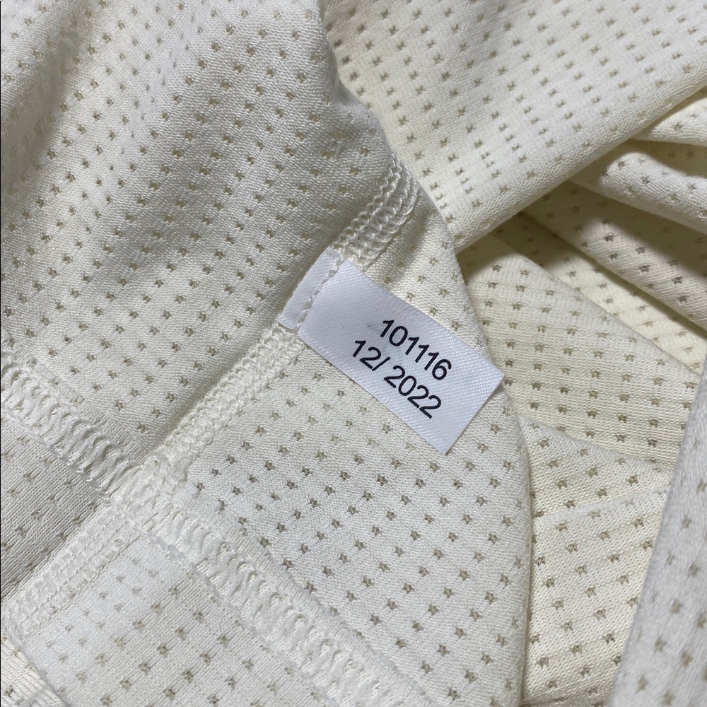 Outdoor Voices Milk Stone ThinkFast Longsleeve - L - Picture 5 of 7
